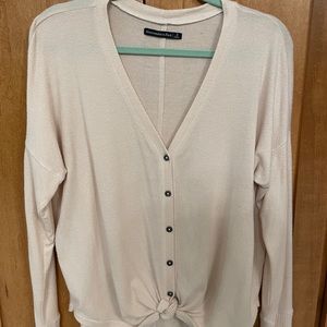Abercrombie tan button sweater. Soft lightweight material.